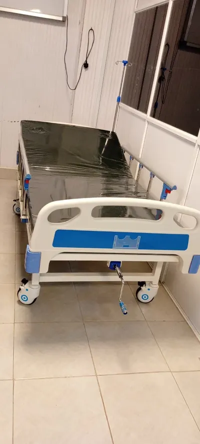 Single Crank Manual Hospital Bed