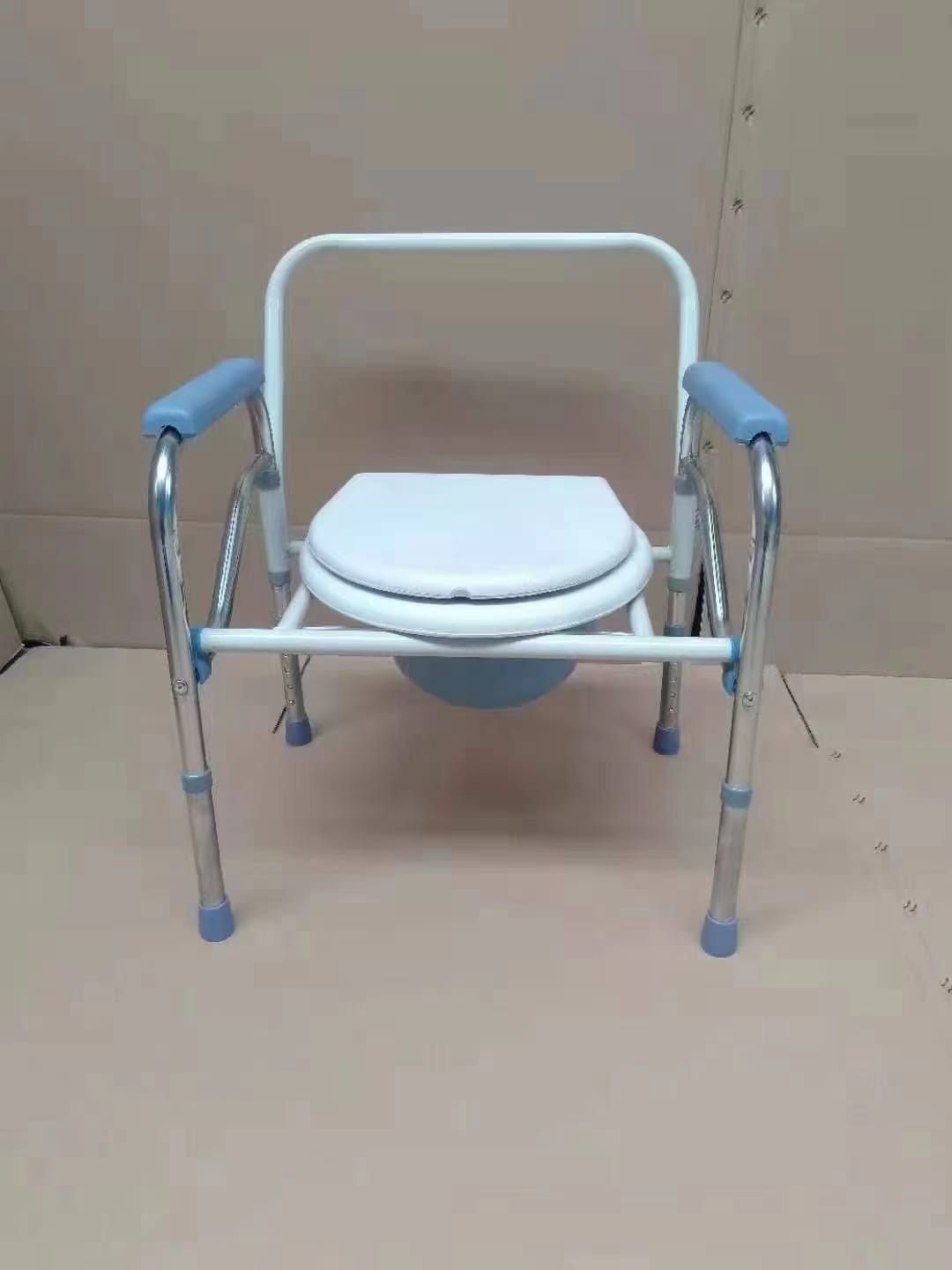 Commode Chair (Without Wheels)