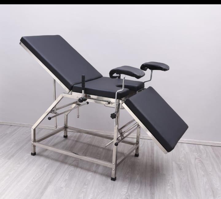 Manual Delivery Bed (Labour and Delivery Bed)