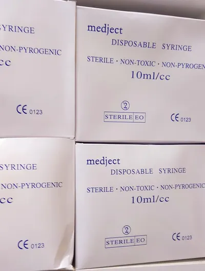 Syringes 10cc Without Needle, Pack of 100